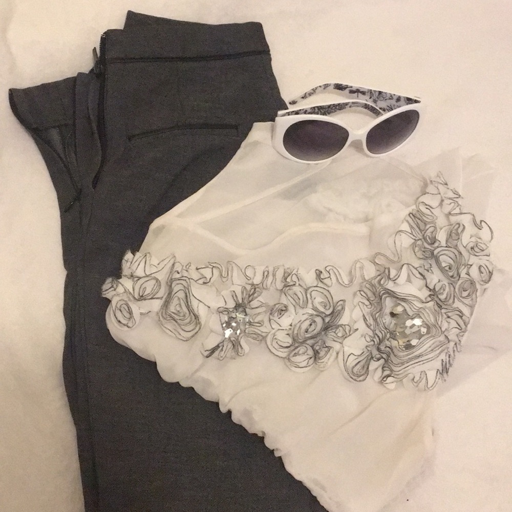 Classy Gucci Glasses and Outfit